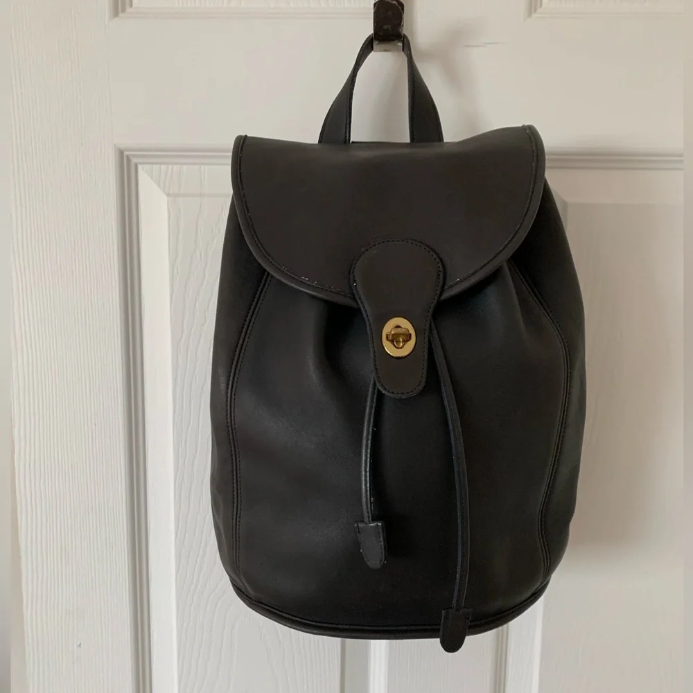 Vintage COACH Black Leather Weekend Backpack Rucksack Large Daypack 9943 - Picture 8 of 11